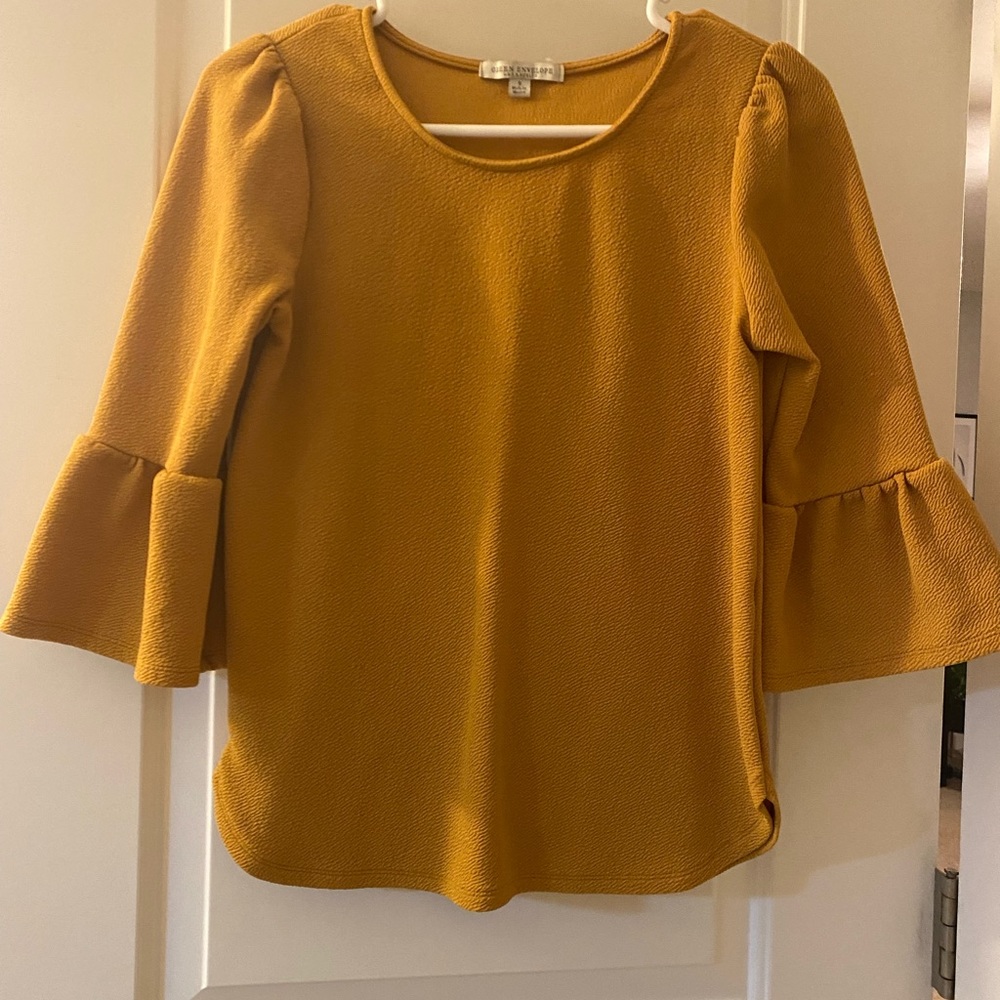 Mustard top